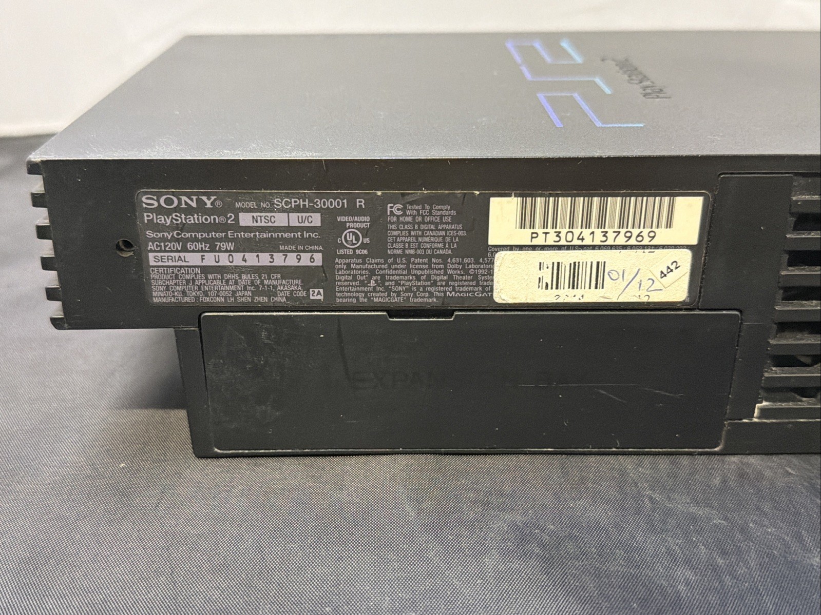 Sony PlayStation 2 SCPH-30001 PS2 Fat Console Only Parts/Repair Powers On