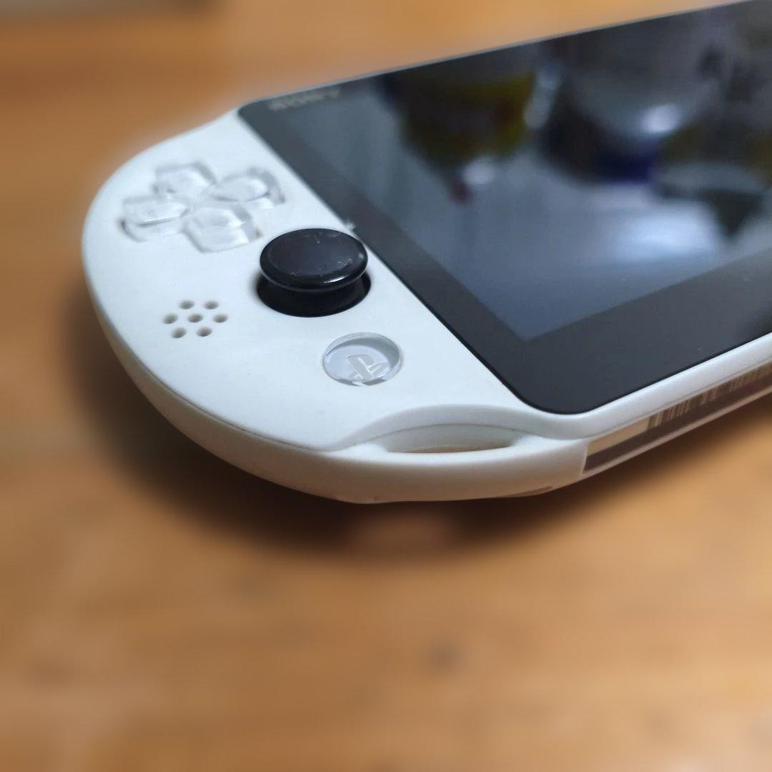 Excellent SONY PS Vita PCH-2000 Console White Tested Boxed