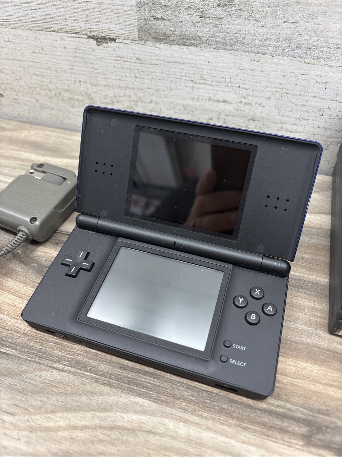 Nintendo DS Lite Cobalt Blue Handheld Console USG-001 Charger Games Bundle
