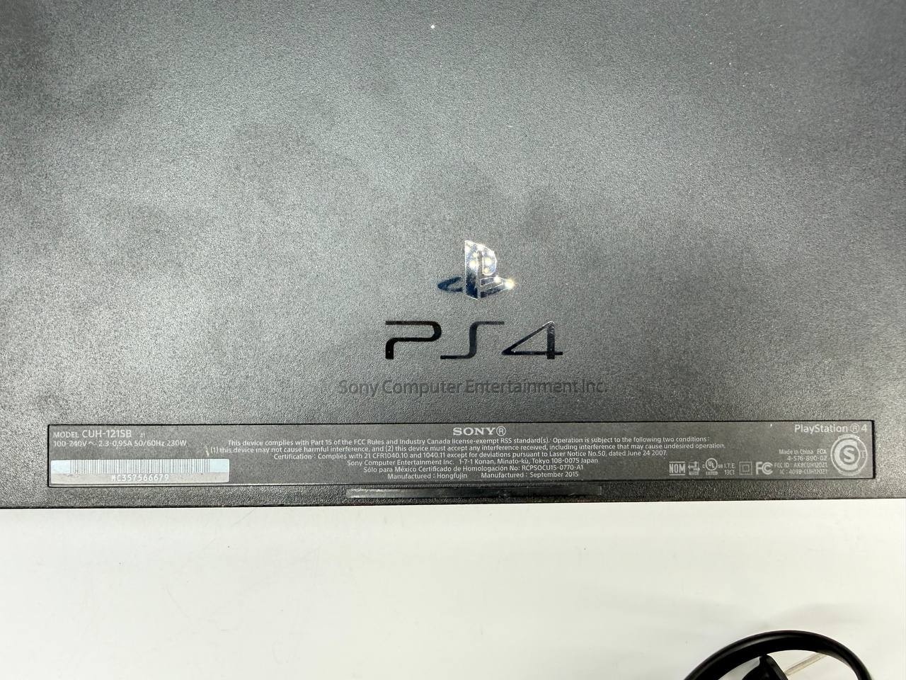 Sony PlayStation 4 PS4 Call of Duty Black Ops III 1TB Console 4 Controllers