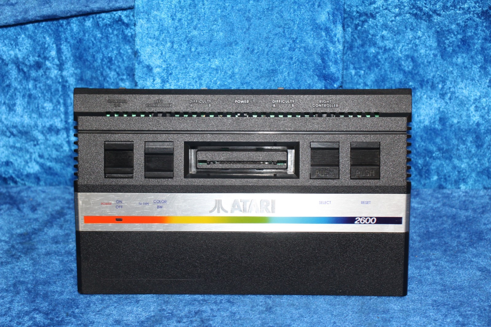 Atari 2600 Junior 128 Bytes RAM Set; 15 Games, Dual Paddle Controller, Joystick