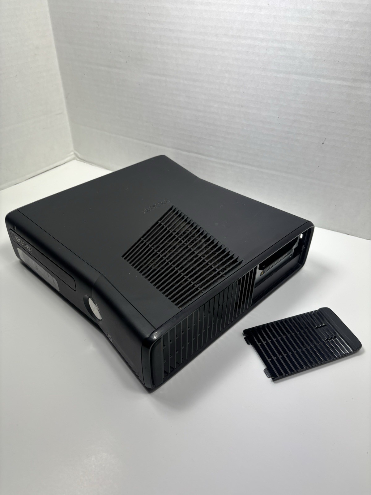 Microsoft Xbox 360 Slim Black 4gb console Bundle CIB 6 Games | Tested, No Kinect