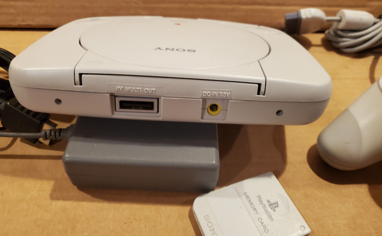 Sony PlayStation 1 PSOne SCPH-101 Console, W/ 1 Controller, Memory Card, & Game