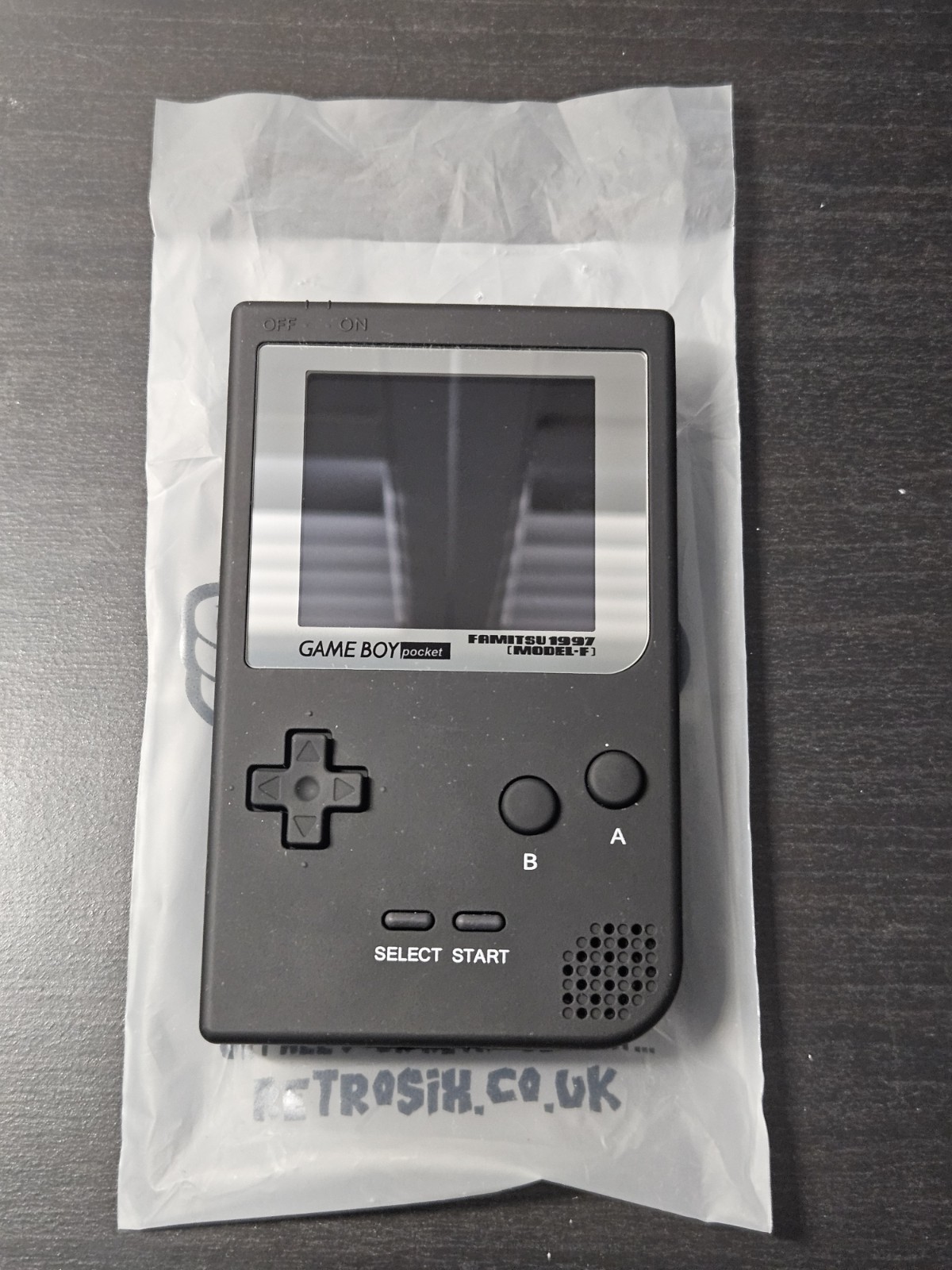 Nintendo Game Boy Pocket Model F MGB-001 retrosix restored Tested and Functional
