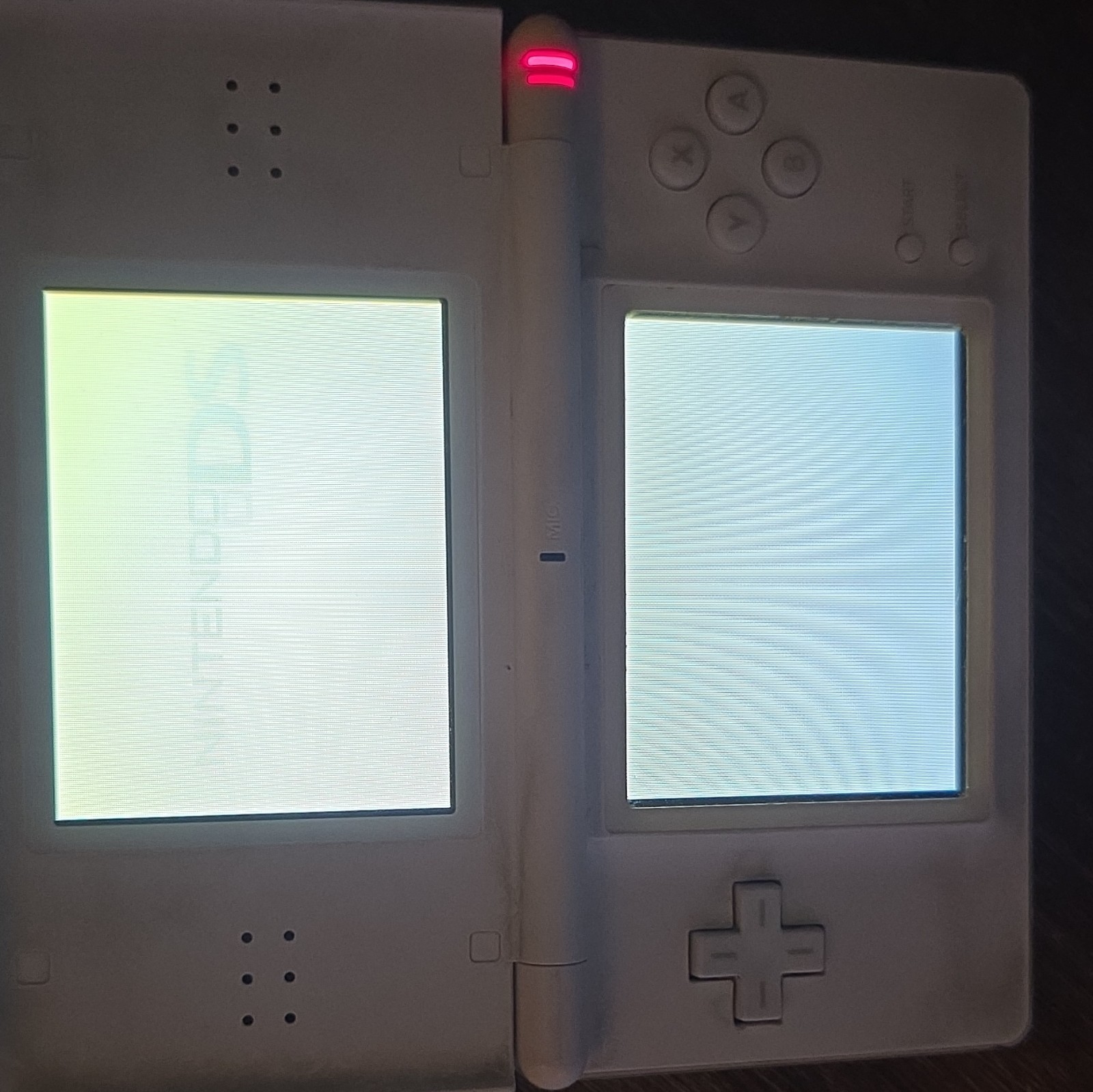 Nintendo DS Lite White Handheld System, Wi-Fi, Headphone Jack, USG-001 NTSC-U/C