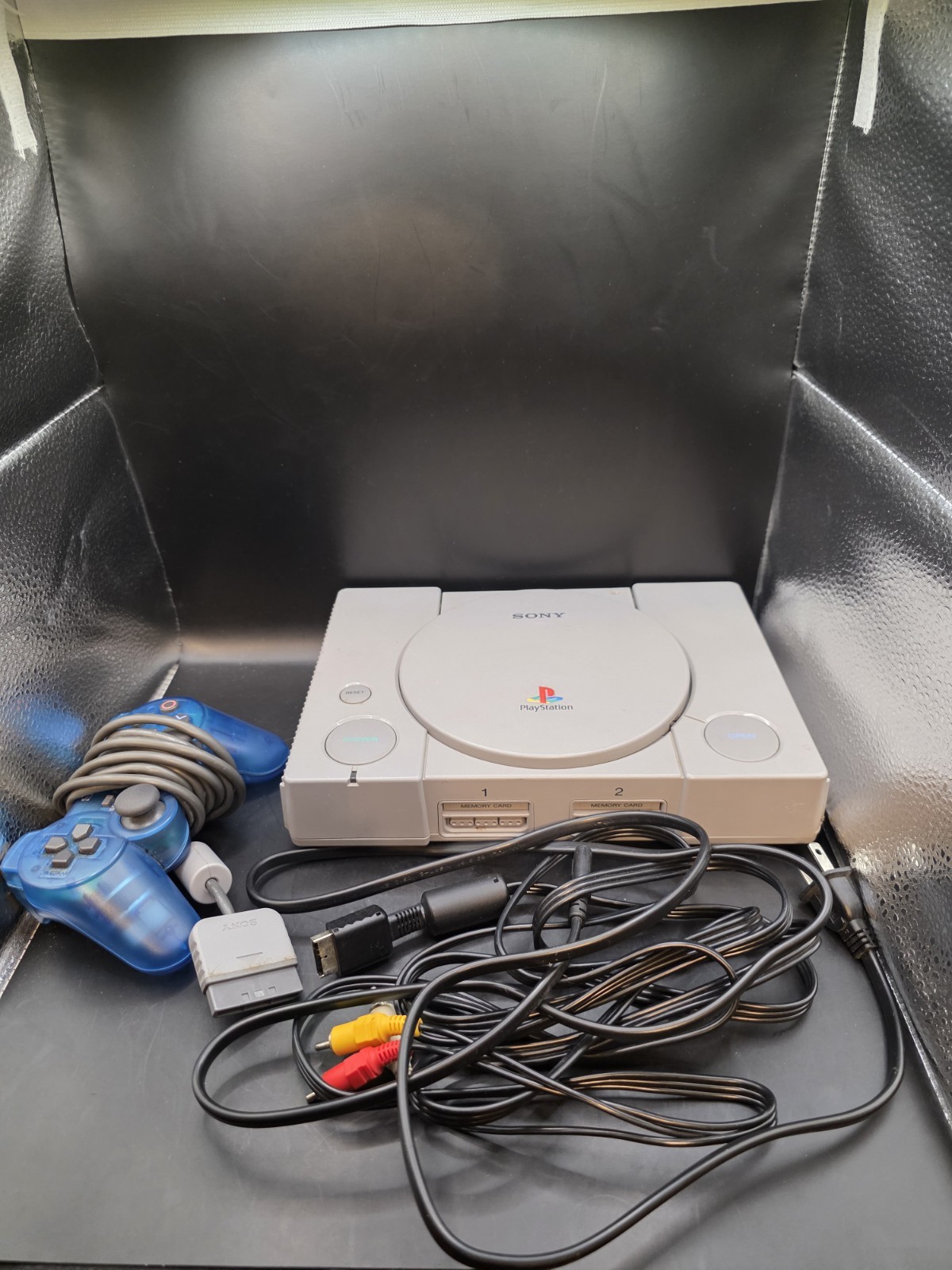 PlayStation 1 Lot: PS1 Original 1997 Console, Controller, and 4 games.