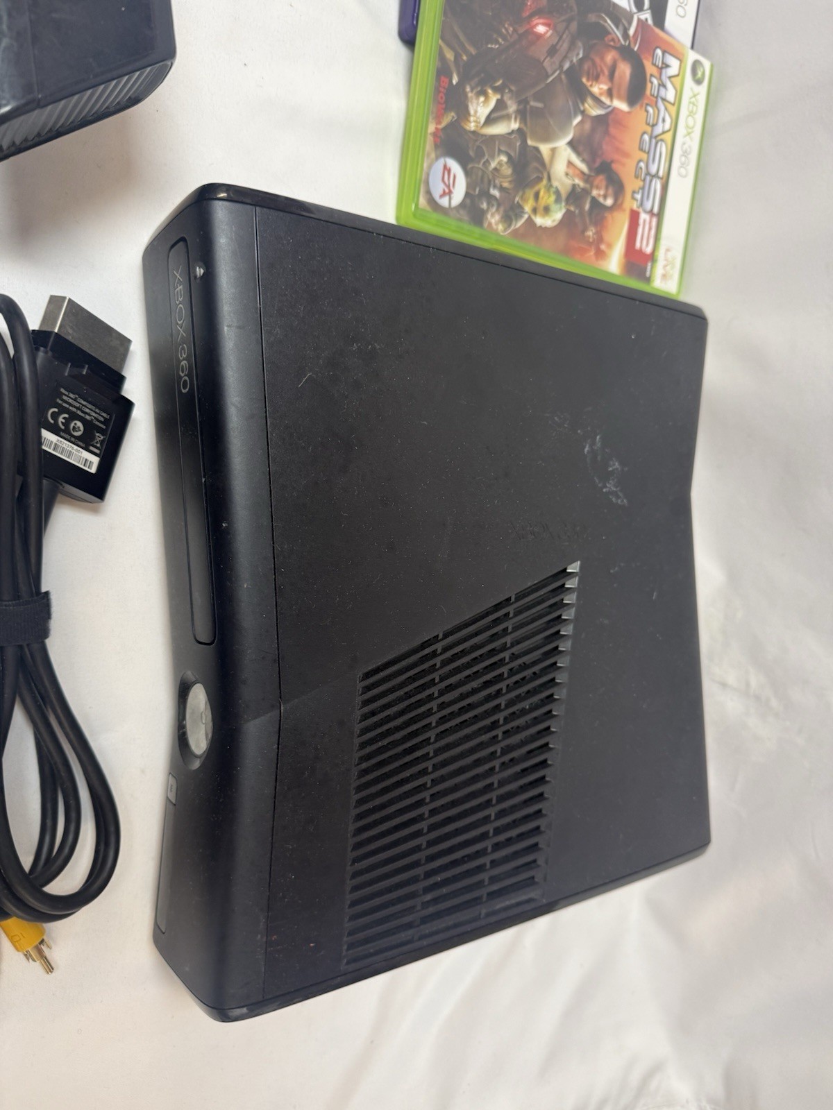 Microsoft Xbox 360 E Console Bundle Lot 250GB – READ!!!!