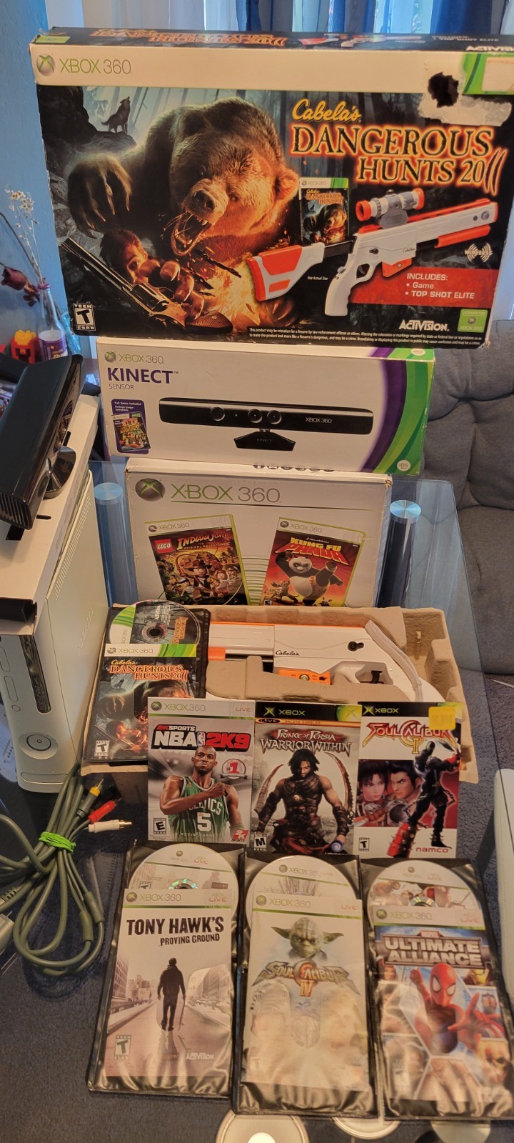 Xbox 360 Pro console 60 GB ,bundled : Kinect Camera,Cabela’s Dangerous Hunts