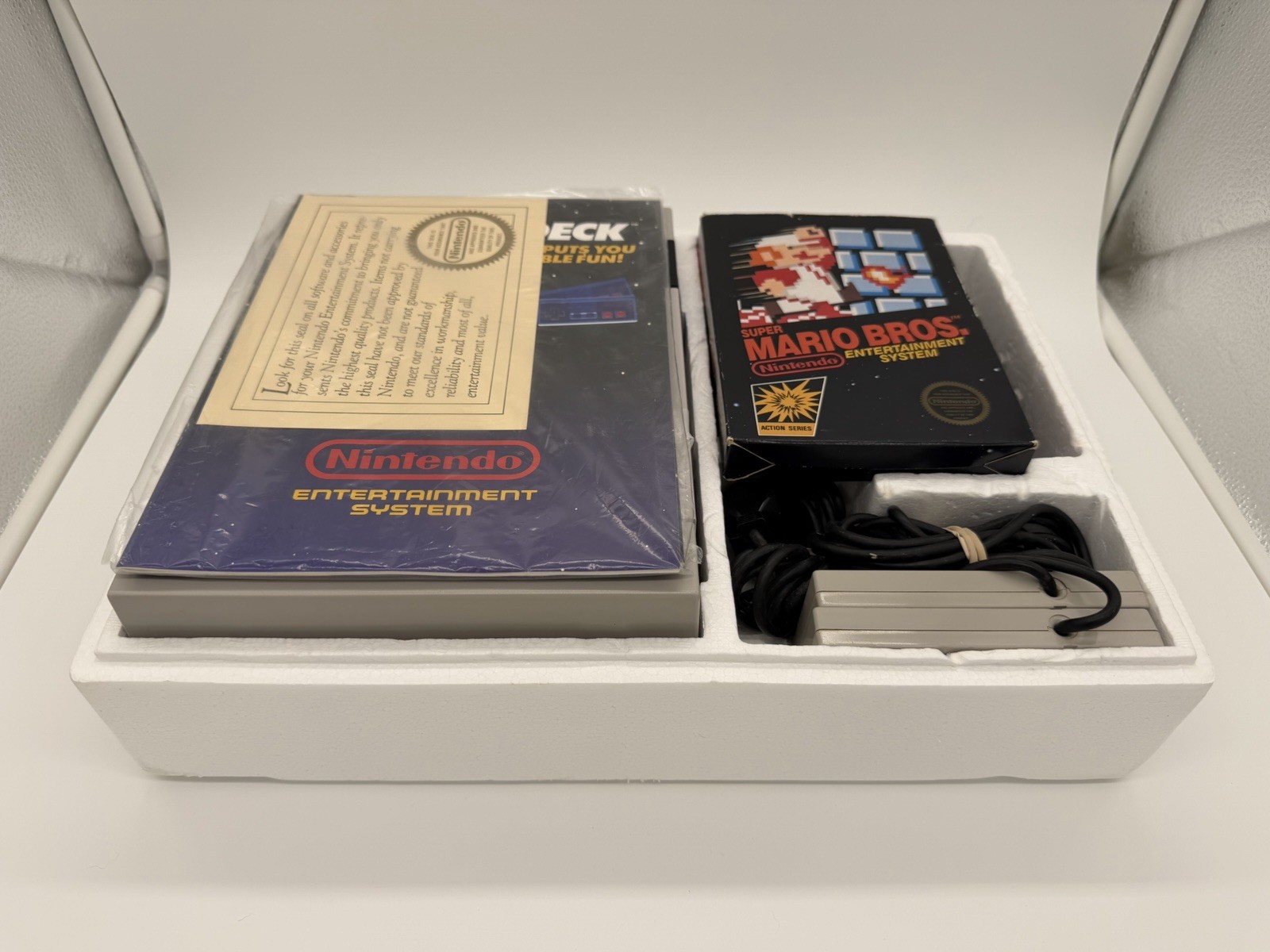 Nintendo Entertainment System NES Control Deck Complete in Box 1987 OEM Console