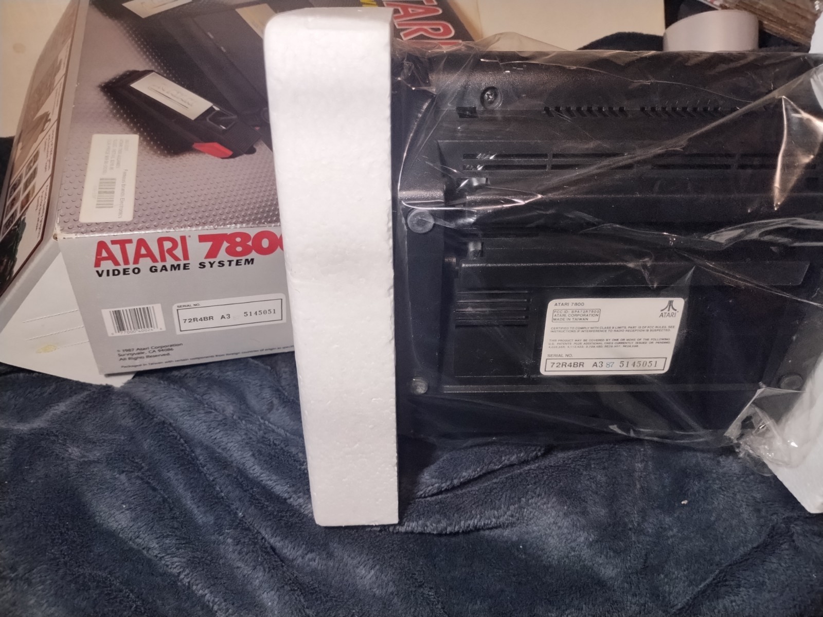 Atari 7800 Console System in Box Excellent Condition Matching Serial #