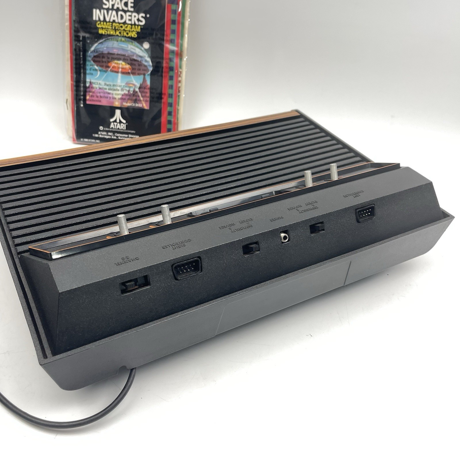 Atari CX-2600A Video Computer System Console Bundle with Controllers – Untested