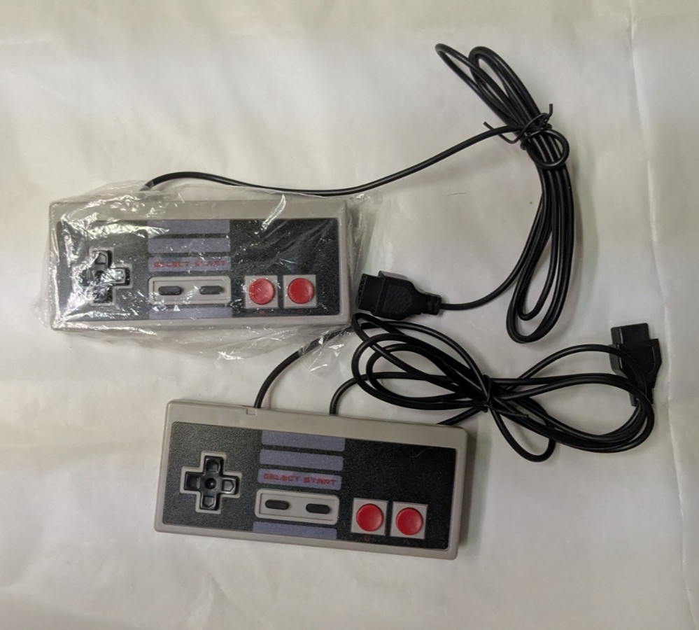 Nintendo NES Classic Edition Mini Console Over 600 Games All Parts Present