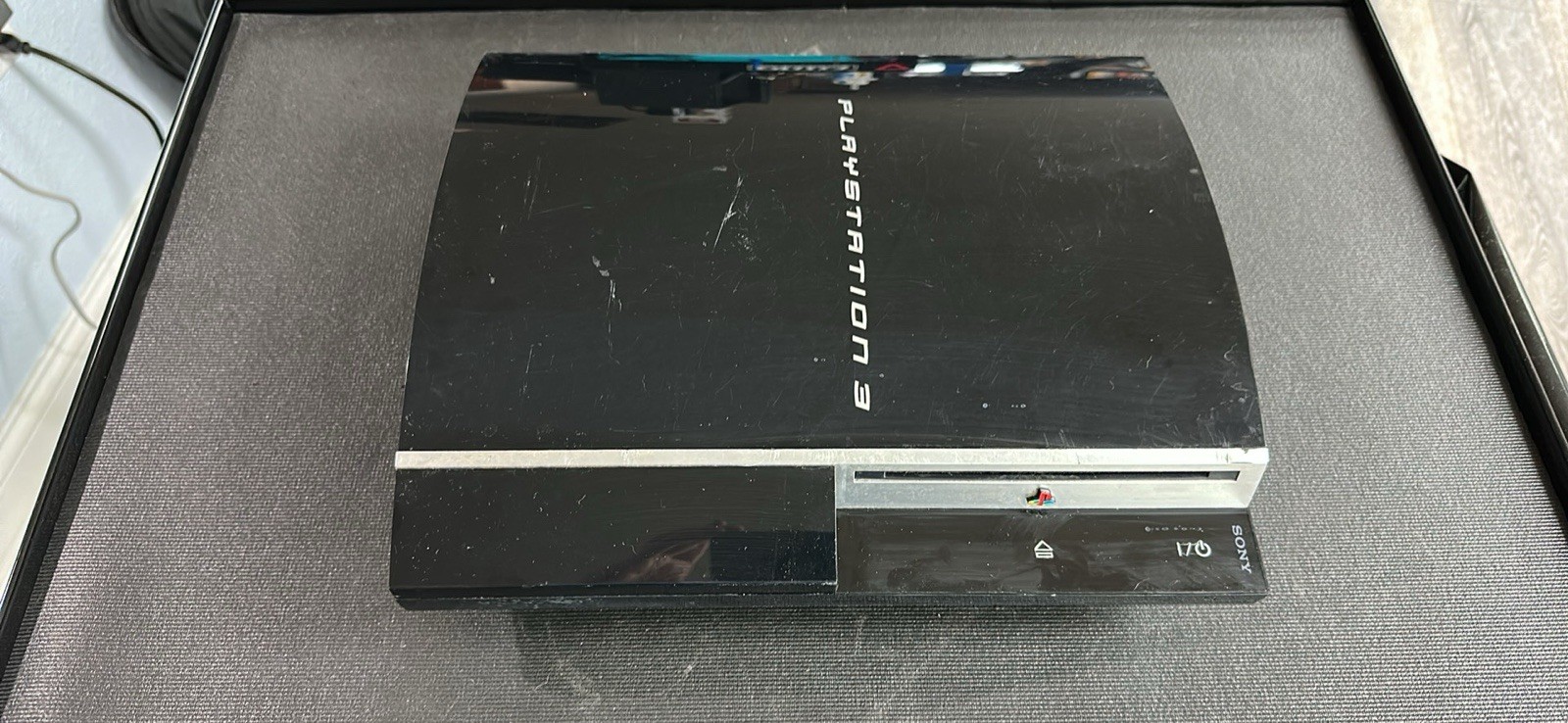 Sony PlayStation 3 Launch Edition 160 GB Console – Piano Black Read