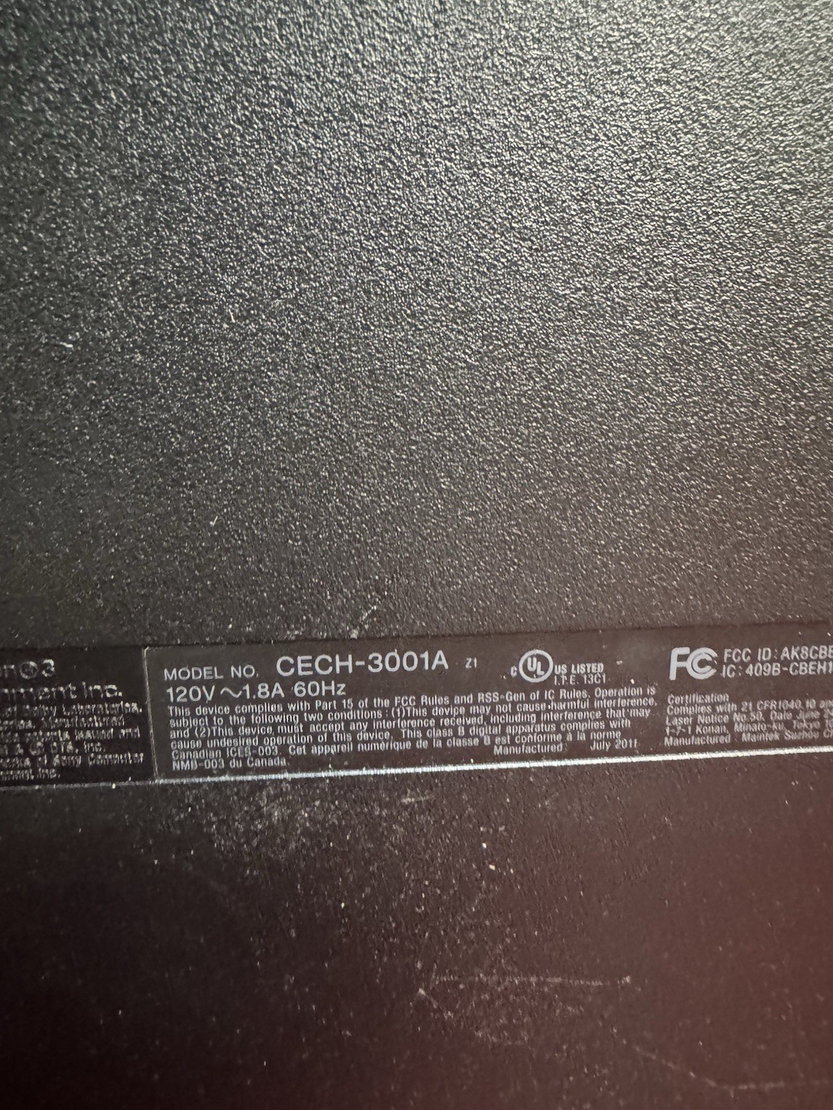 Sony PS3 Slim 160gb Cech-3001A Console Bundle W/ 5 Games No Cord/controllers