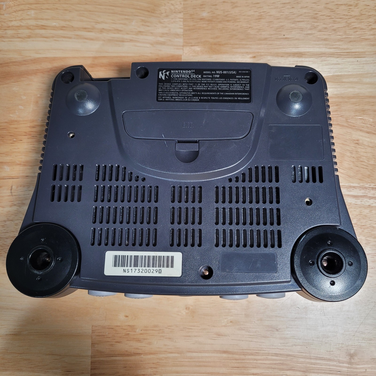 Nintendo 64 N64 Console Black Complete with Wires & Memory Card – Tested