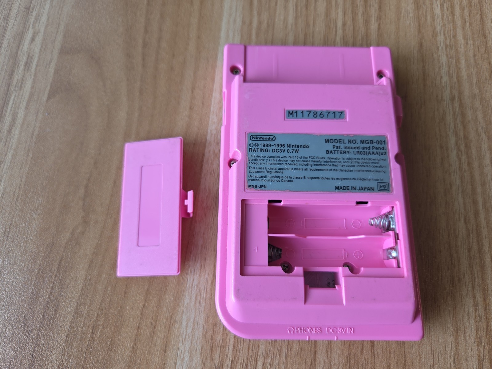 Nintendo Game Boy Pocket MGB-001 – Pink – 100% OEM – Tested Working RARE Import!