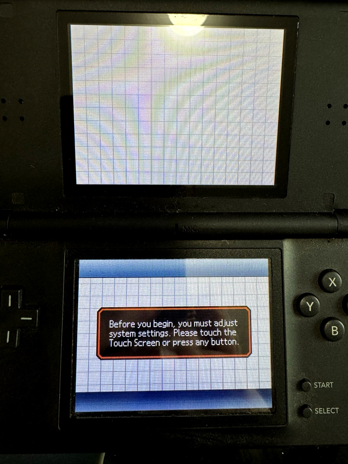 Nintendo DS Lite Handheld System Blue/Black w/ AC Adapter Charger