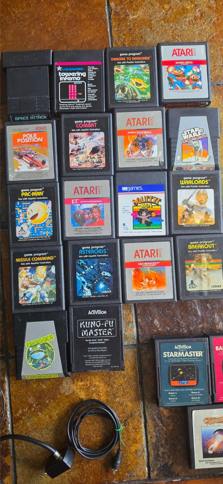 Atari 7800 Video Game Console with 21 Games & three controllers