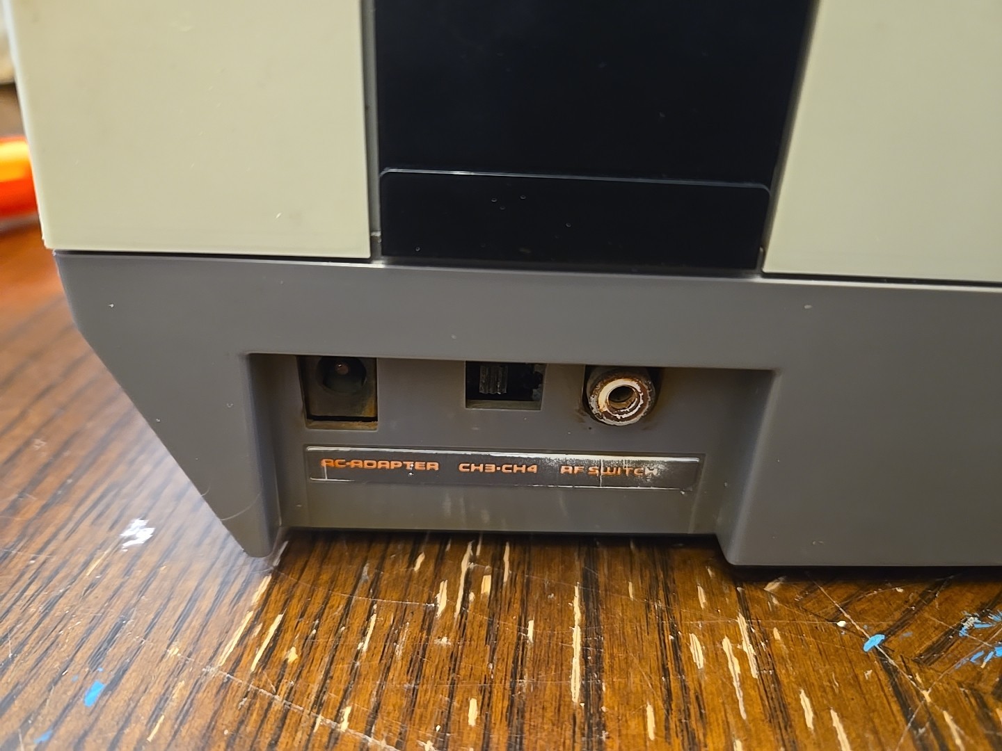Working Nintendo NES Home Console Lot – White/Gray ***No Power Adapter***