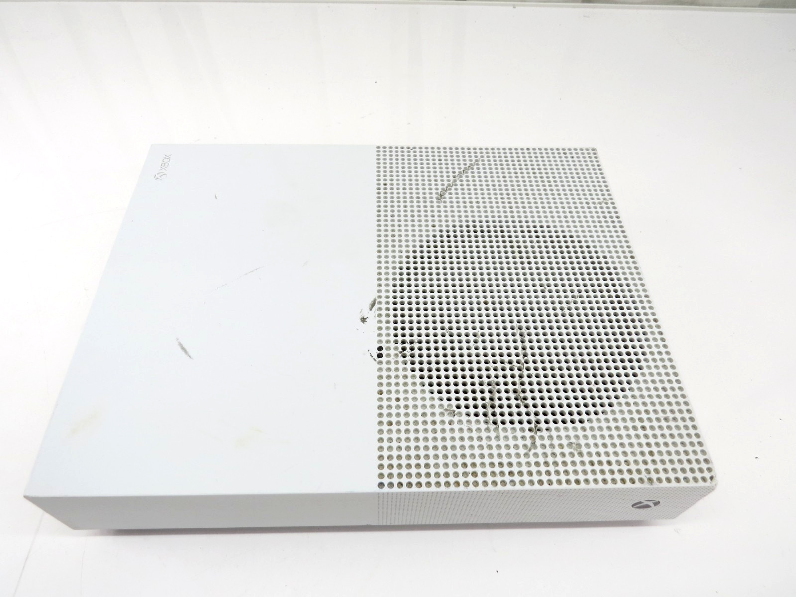 Microsoft Xbox One S All-Digital Edition 1TB White Game Console 1681