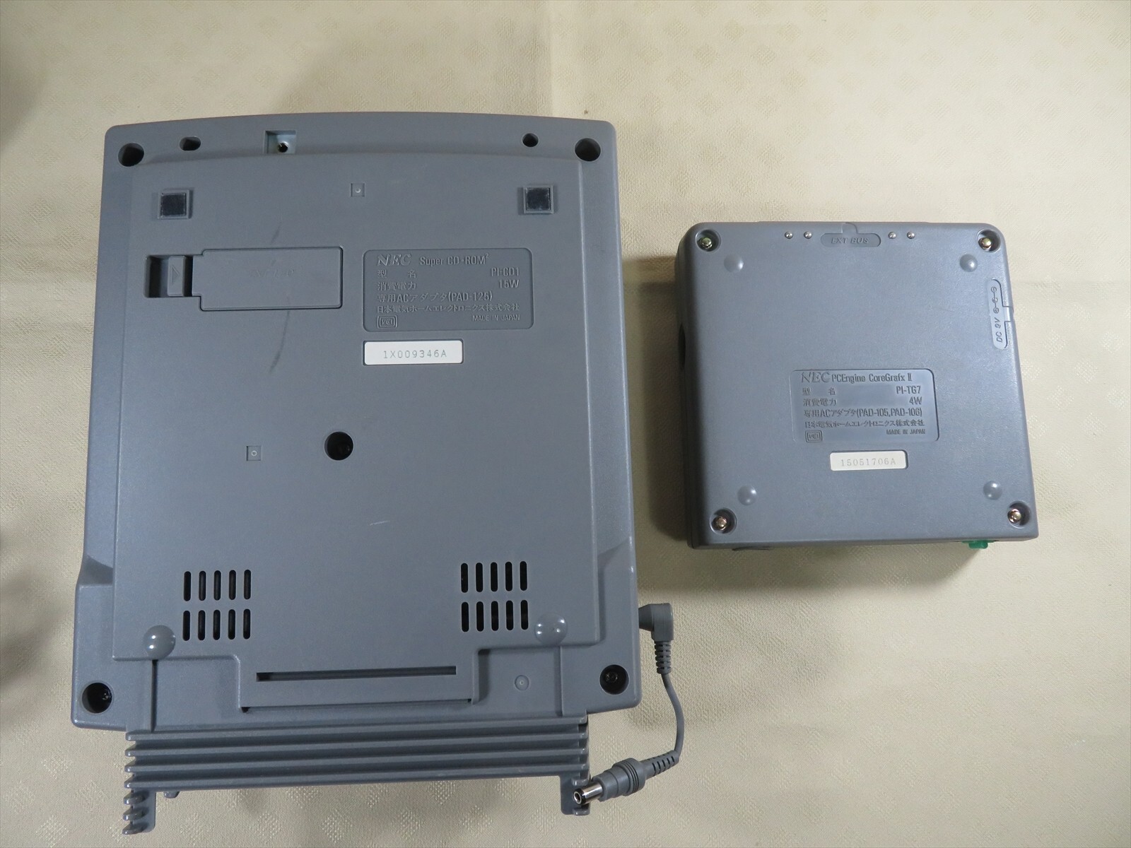 PC engine cdrom2 coregrafx II console NEC Japan game controller games Pc-Engine