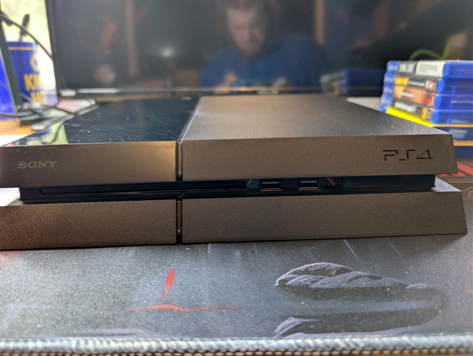 2 TB PlayStation 4 Original Box Included With 6 Games