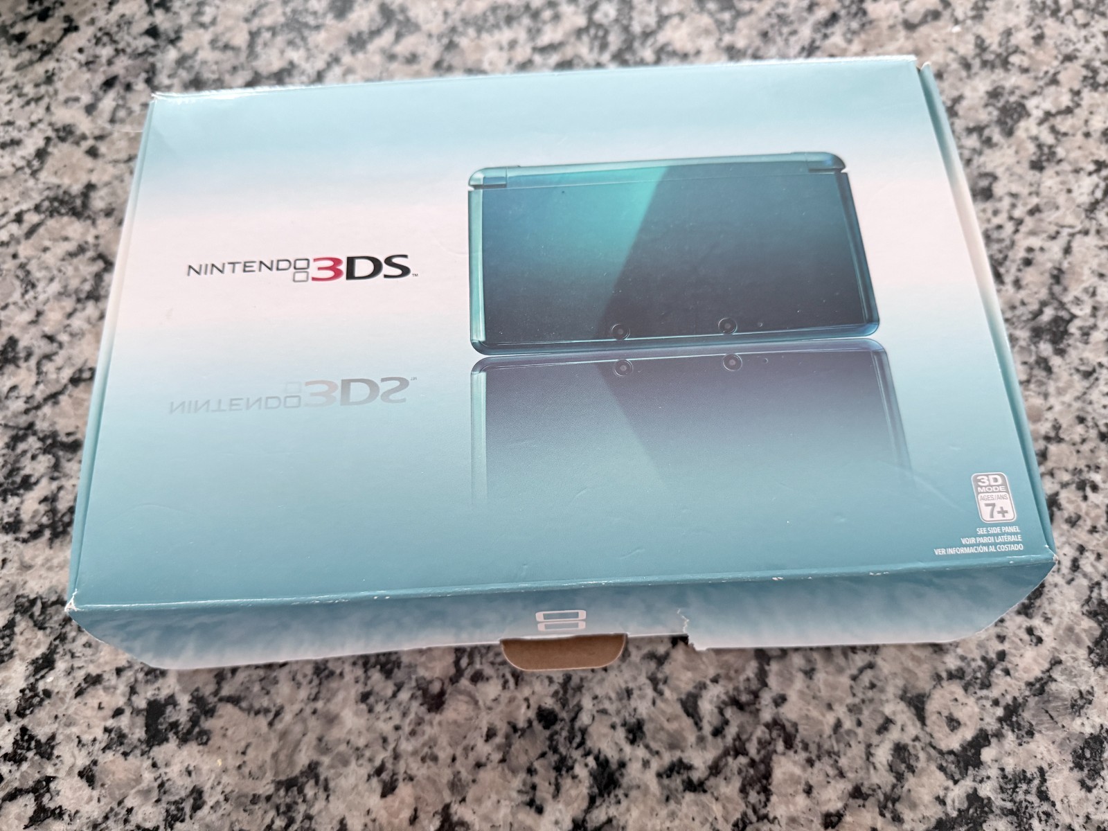 Nintendo 3DS 4GB Aqua Blue Handheld Console