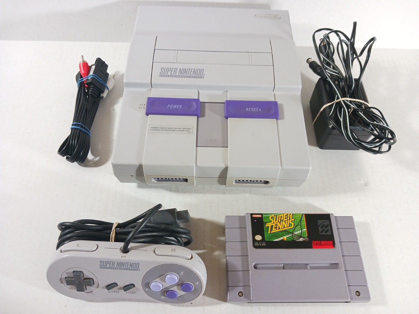 Super Nintendo 1 Chip SNES Console Bundle 1CHIP Lot Controller Cords New Pads