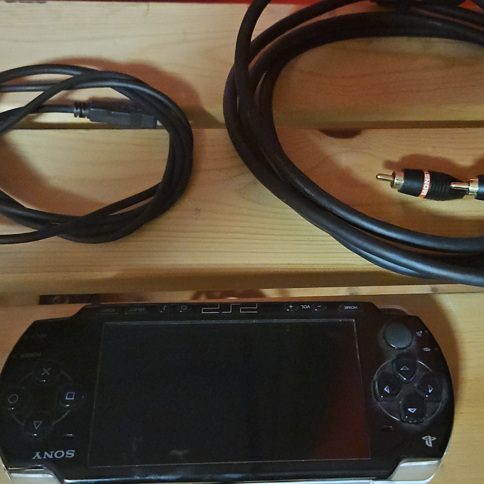 Sony PSP-1000 Handheld Console Black Region Free UMD Composite RCA AV Cable