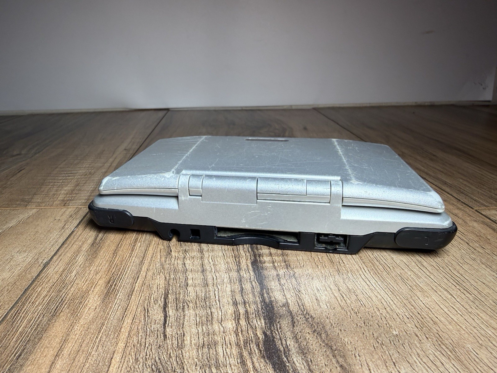 Nintendo DS Original (Titanium Silver, NTR-001) – FOR PARTS OR REPAIR – NO POWER
