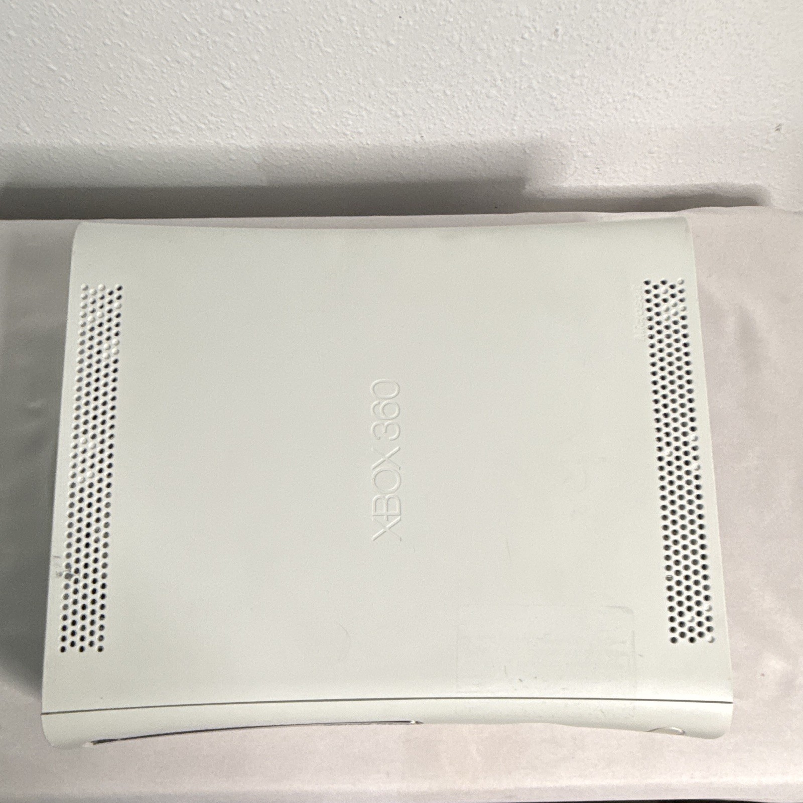 Xbox 360 White Console w/ Wired Controller, Cords & 15 Games Tested!