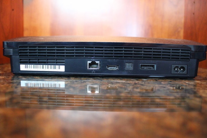 Sony PlayStation 3 PS3 Slim 160GB Console CECH-2501A Bundle w/ 5 Games