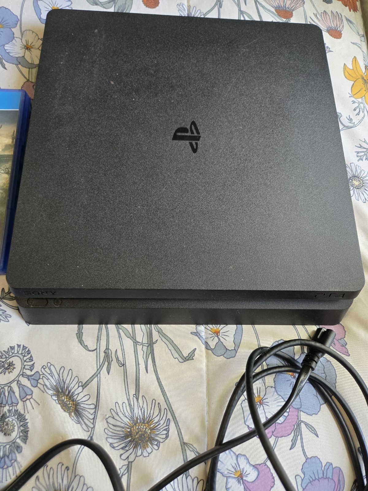 PlayStation 4 Slim 1TB Console with Hogwarts Legacy and Controller- Black