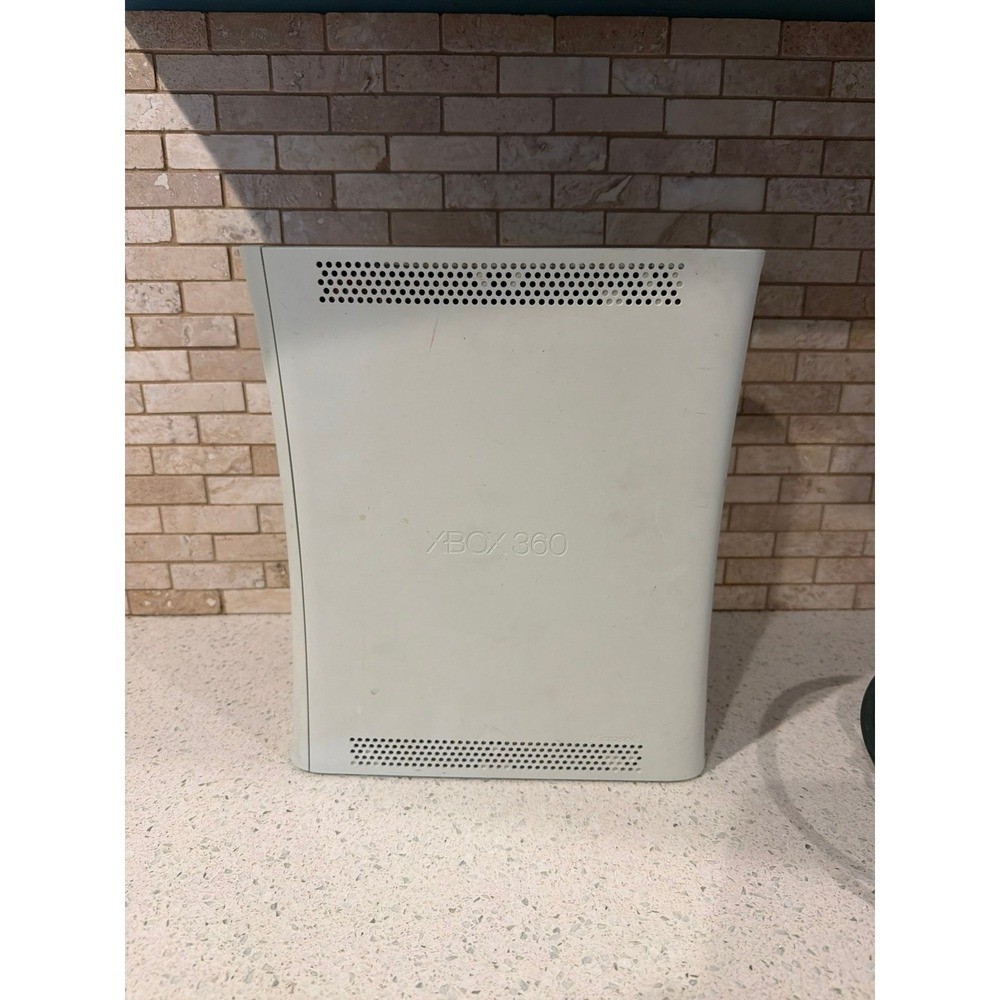 Xbox 360 Pro White Console Bundle with Games