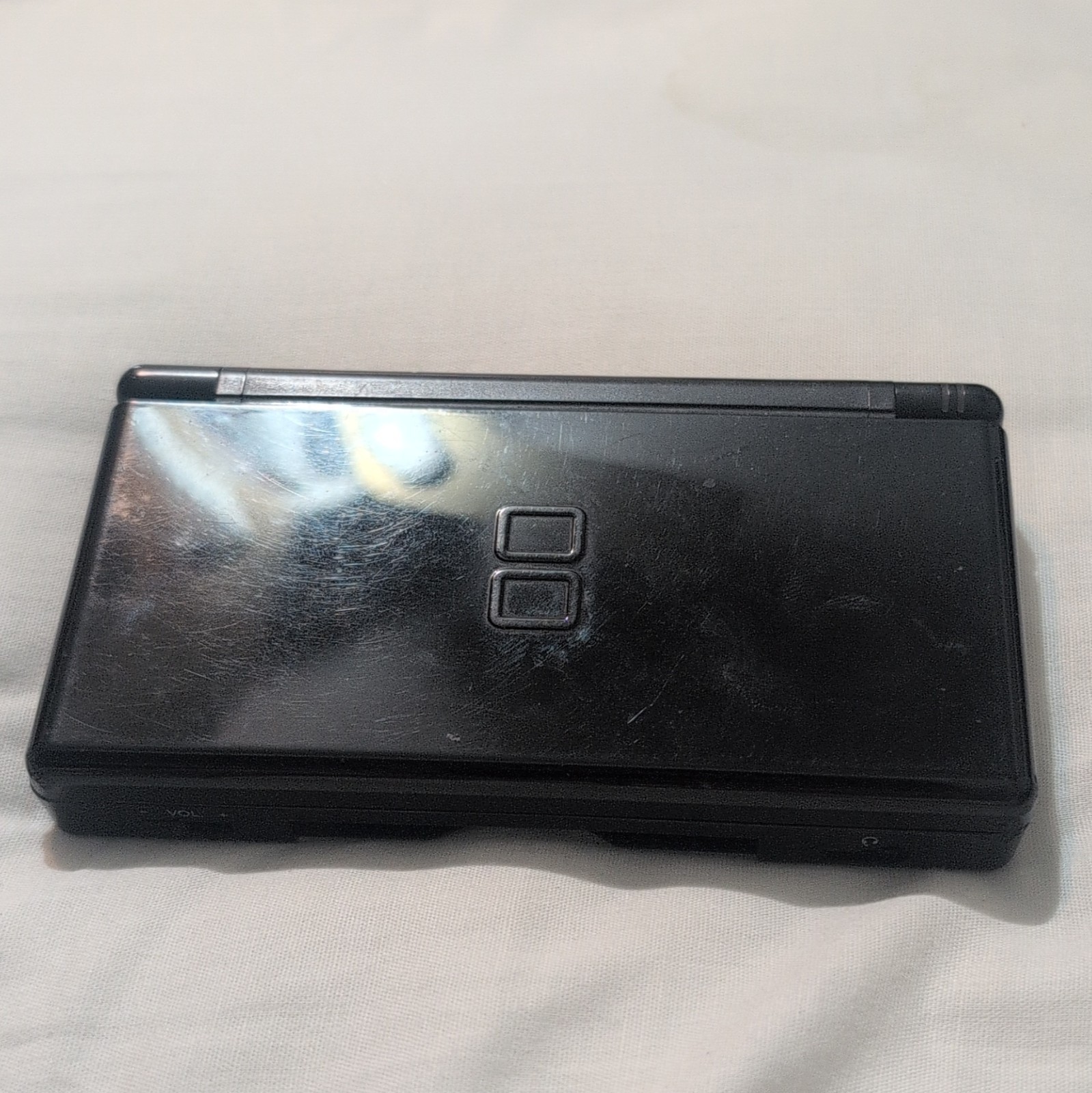 Nintendo DS Lite Black Handheld System Console Wi-Fi Headphone Jack USG-001