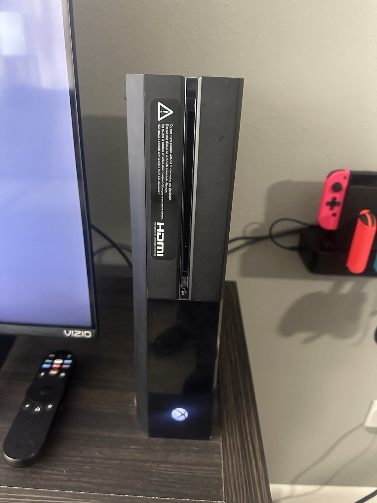 Microsoft Xbox One 1540 – 500GB Console Gaming System Only READ DESCRIPTION