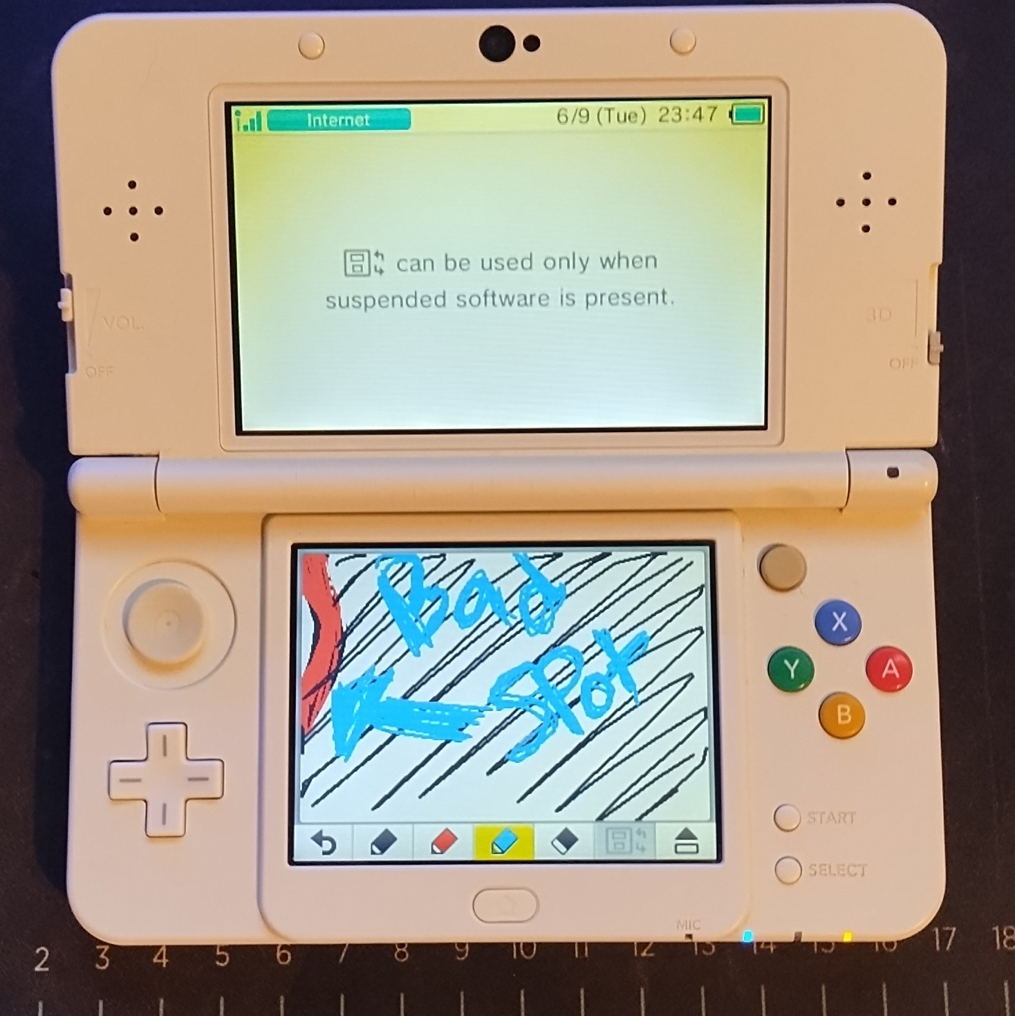 New Nintendo 3DS 8 GB with 50+ Games