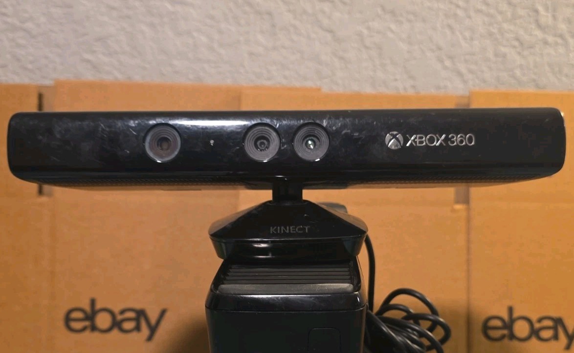 🔥Microsoft Xbox 360 S 320GB Console Bundle Model 1439 W/6 Games🔥