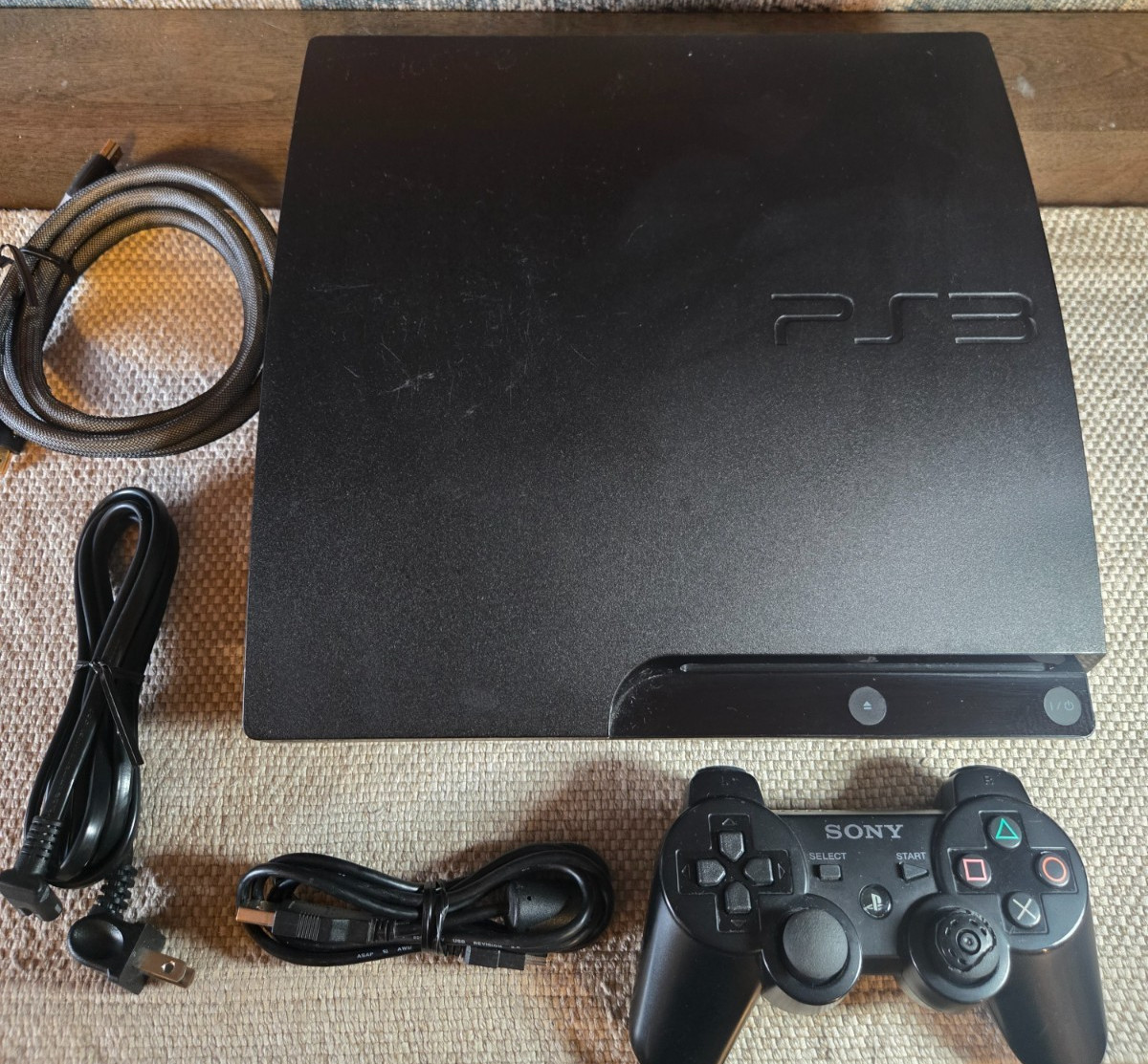 Sony PlayStation 3 Slim 160GB PS3 Console CECH-3001A With OEM Controller TESTED
