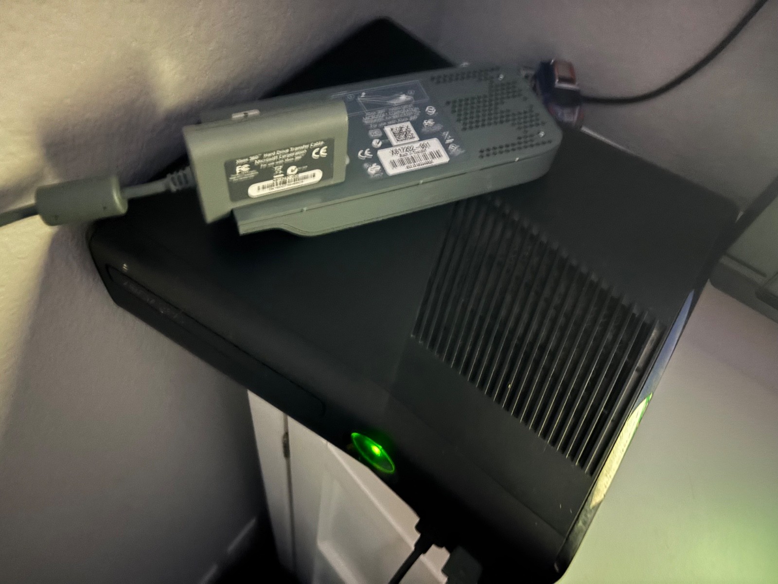 Microsoft Xbox 360 s 4GB Black Console