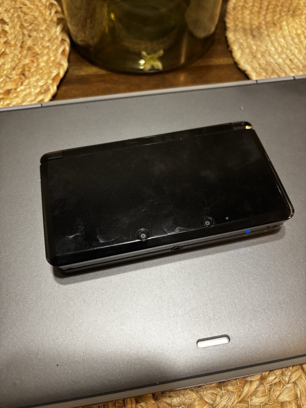 Nintendo 3DS Black Wi-Fi Handheld System CTR-001(JPN) Headphone Jack 2010