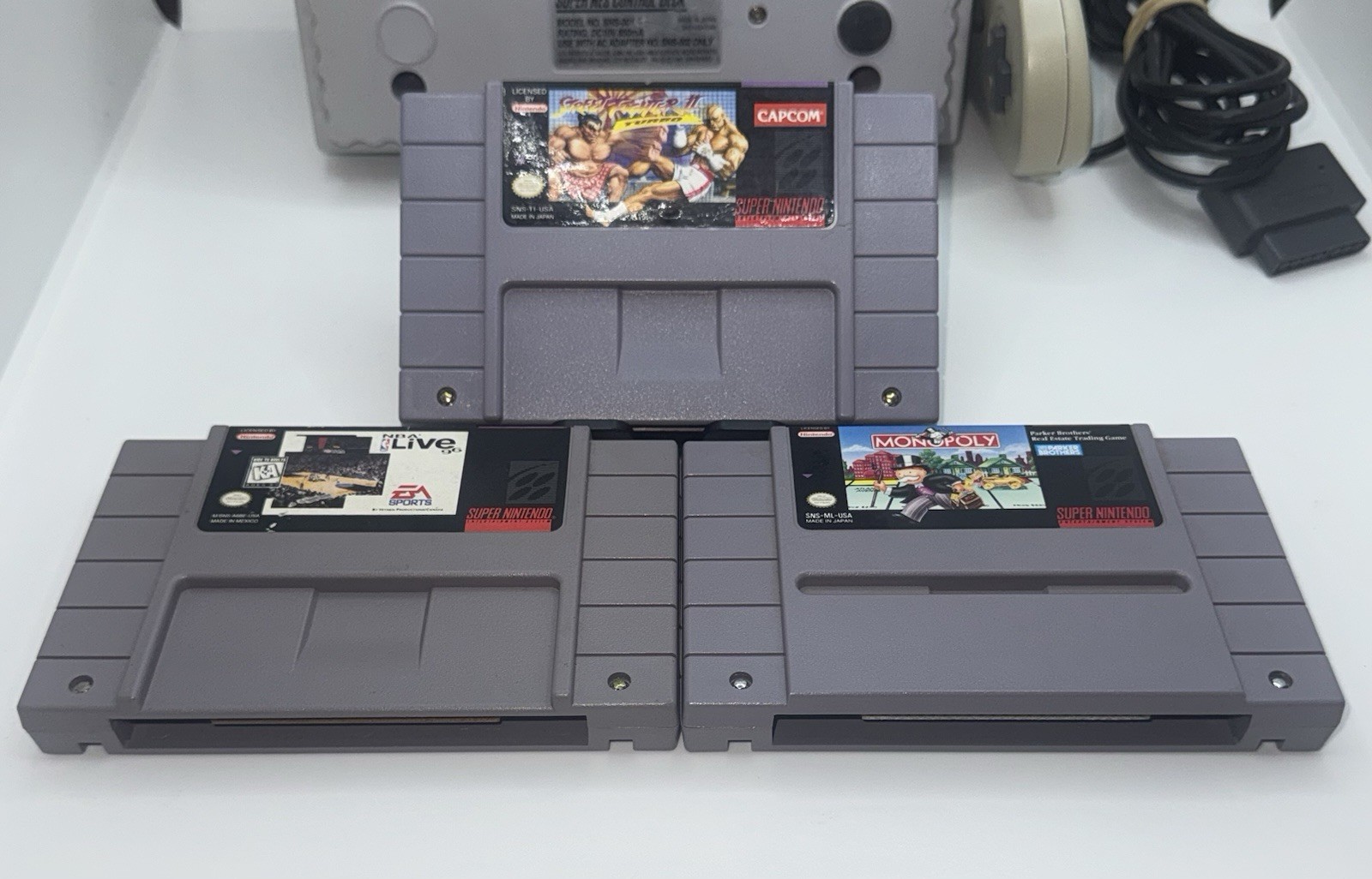 Nintendo SNES Console with Controller and 3 Games Street Fighter Turbo SNS-001