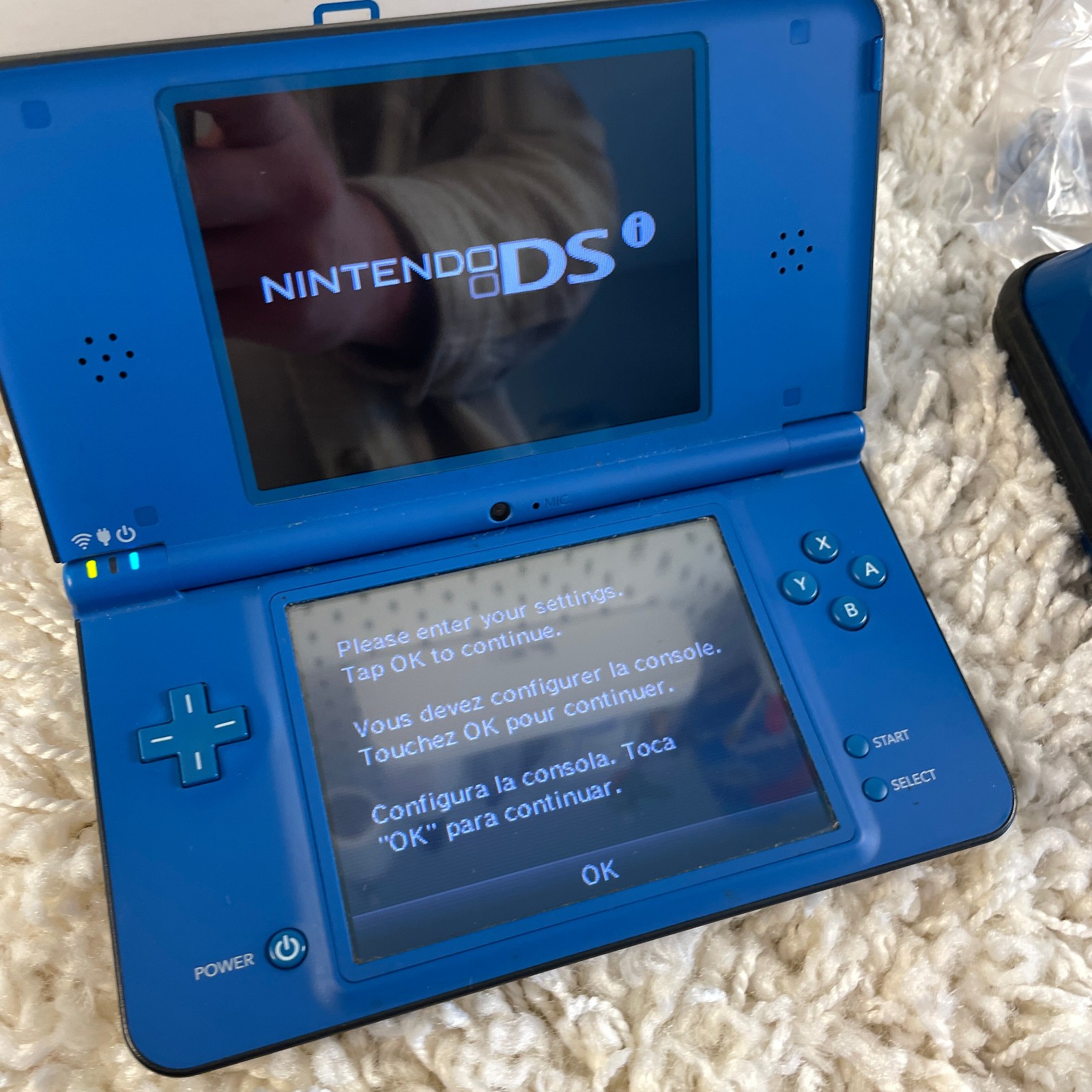 Nintendo DSi XL Midnight Blue Handheld Console System UTL-001 Complete in Box