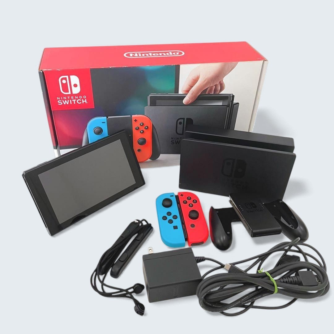 Nintendo Switch HAC-001 Console w/ Joy-Con, Dock, Charger & HDMI – Select Rank