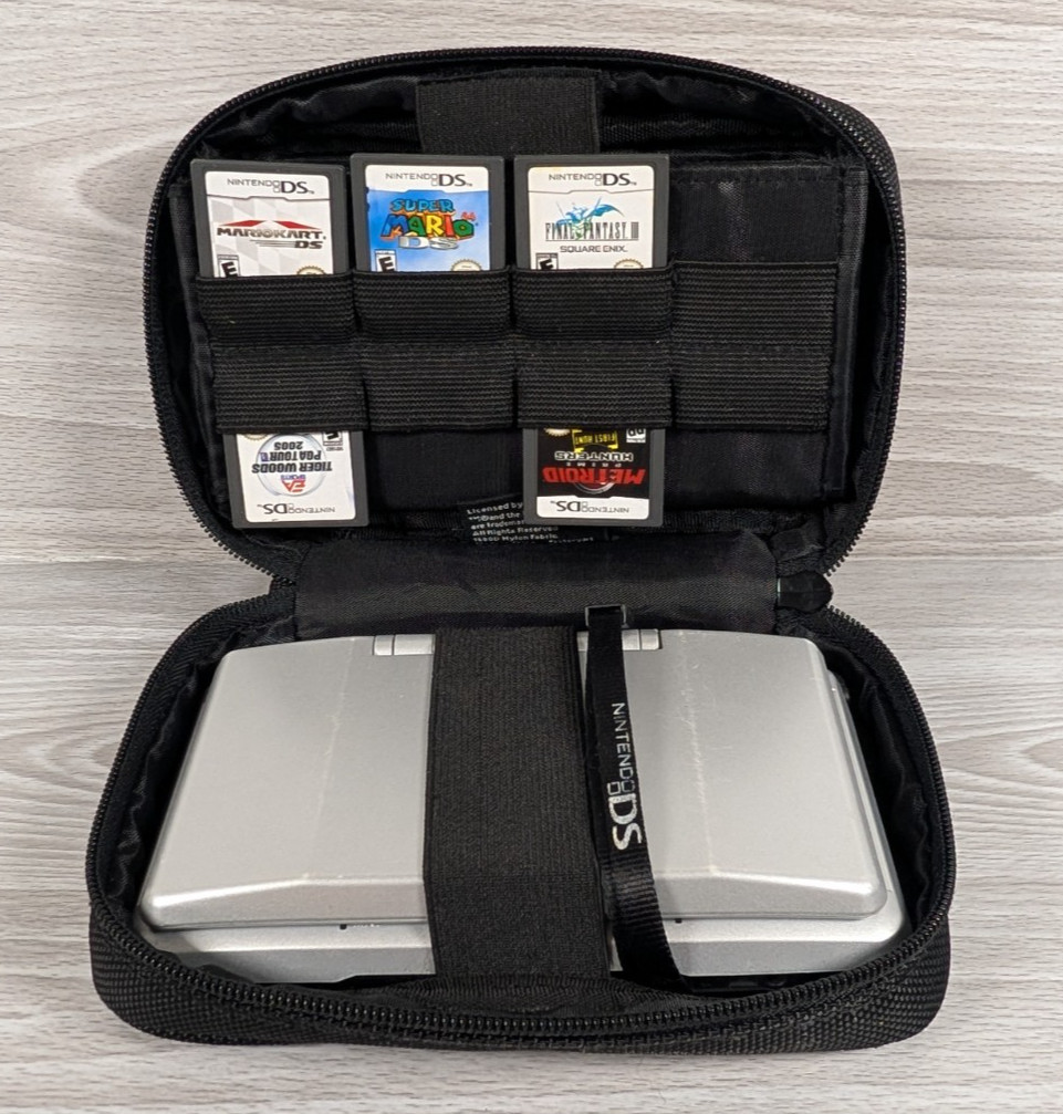 Nintendo DS NTR-001 Silver Bundle Mario Kart, SM64, Final Fantasy, DS SLOT ISSUE