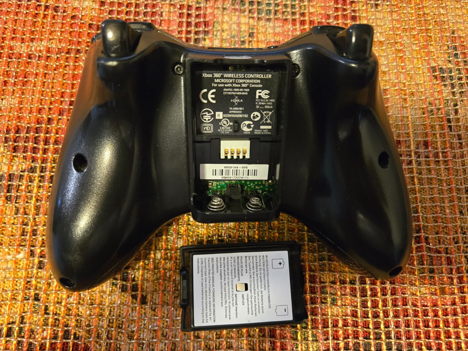 Microsoft Xbox 360 S Gaming Console + OEM Controller + Cables -Fully TESTED-