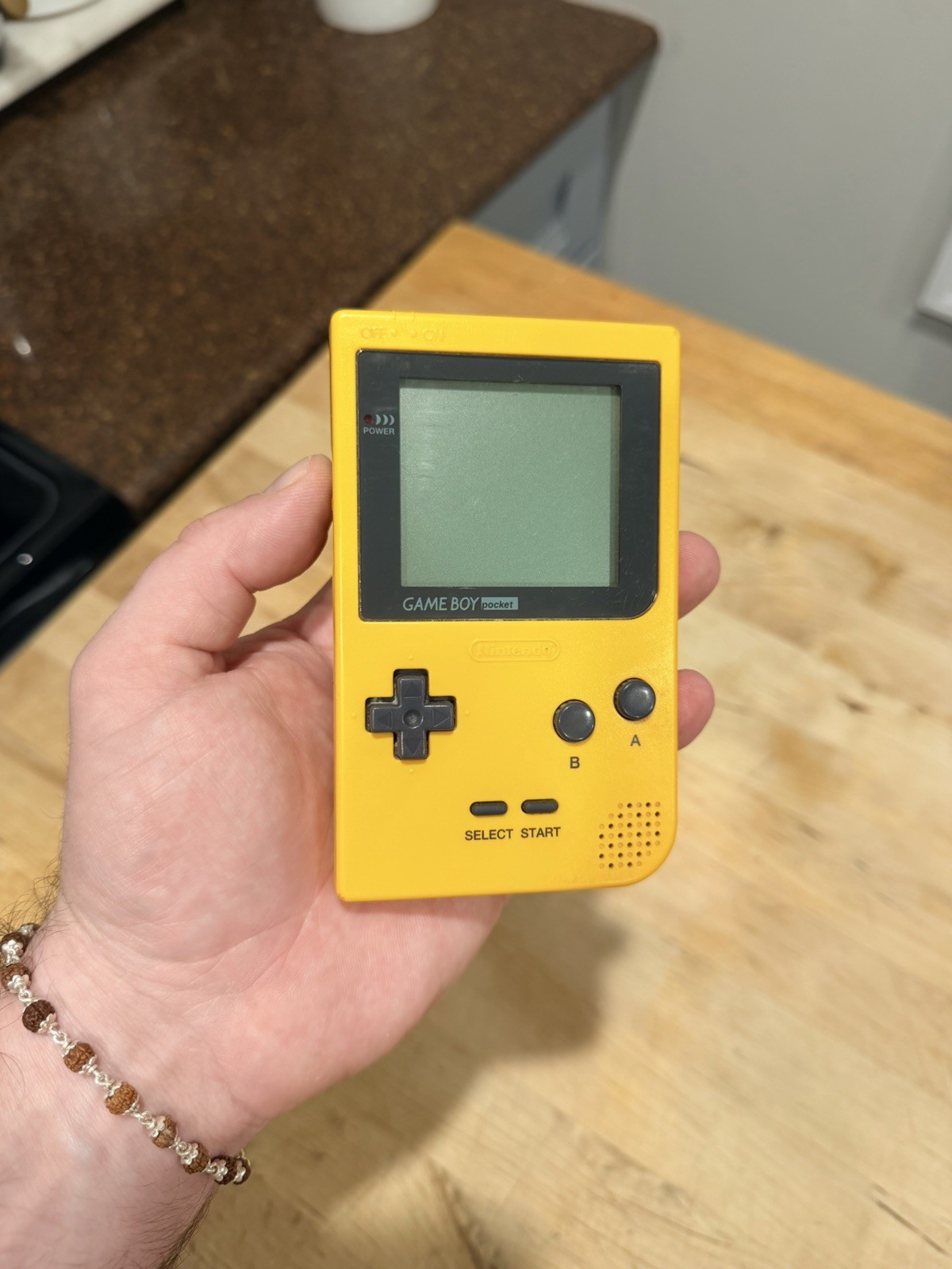 Nintendo Game Boy Pocket MGB-001 Console Yellow Tested