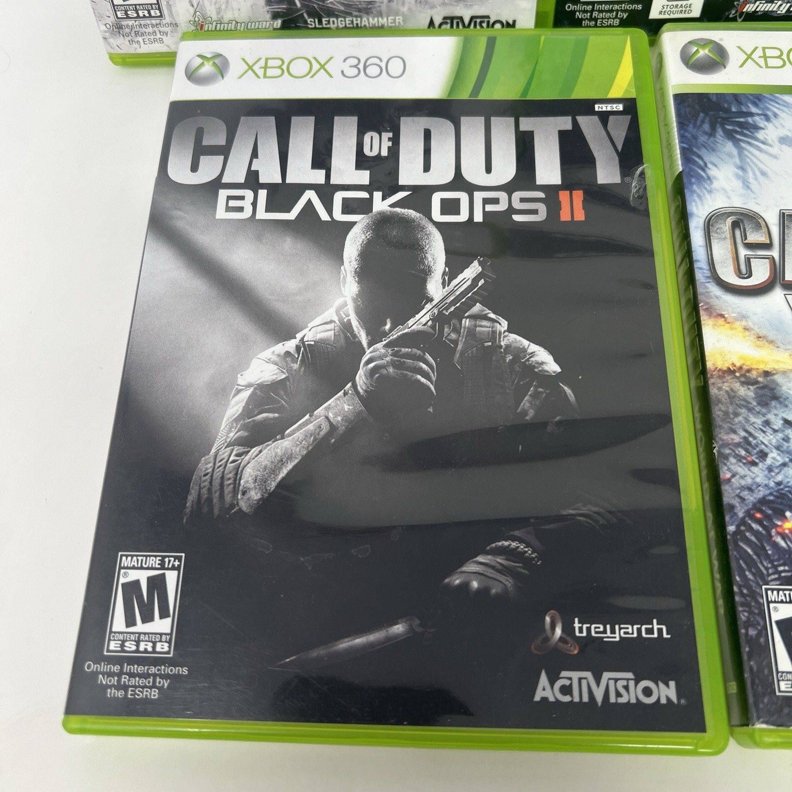 Microsoft Xbox 360 S 4GB Console Black With Call Of Duty Games Controller Cords