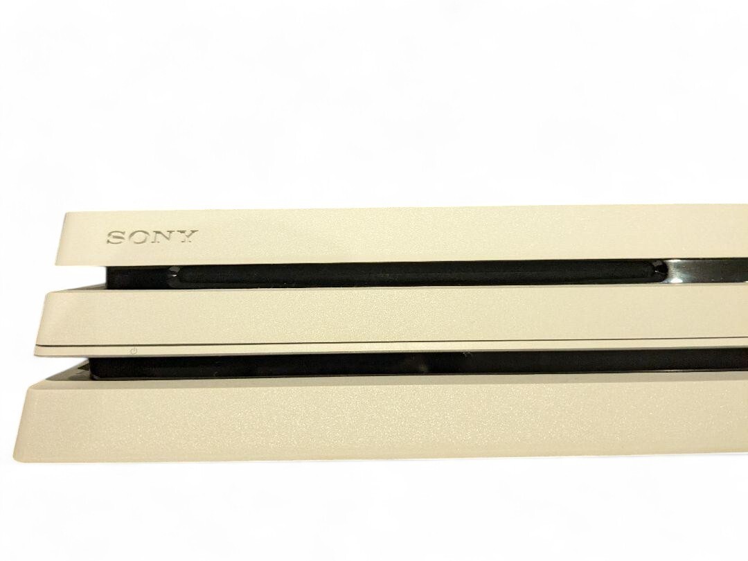 Sony PlayStation4 PS4 Pro CUH-7200BB02 Glacier White 1TB Japan ver New/Used