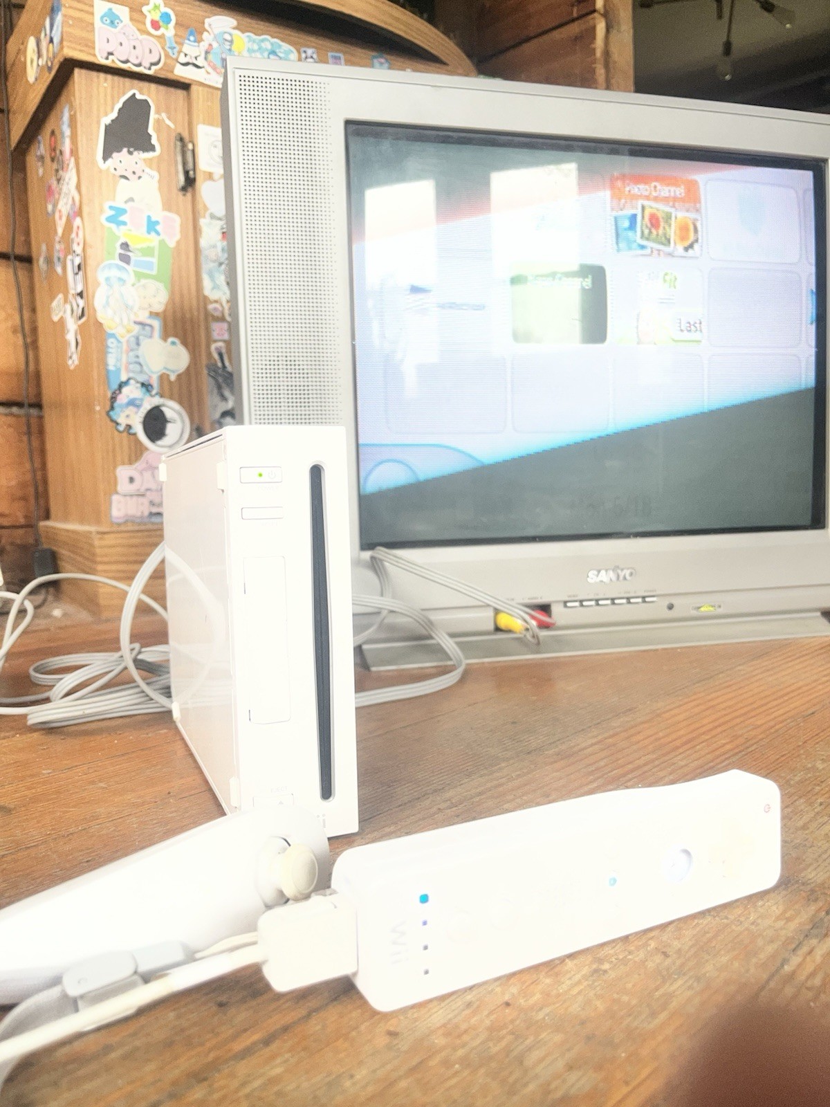 Nintendo Wii Tested and working NTSC-U/C w Remote, Nunchuk, Cables complete